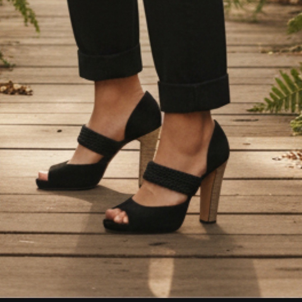 Max Mara Black Suede Raffia Heel Platform Peep Toe Heels Women's size 9/39